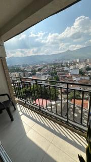 Hermoso aparta estudio con piscina - 0