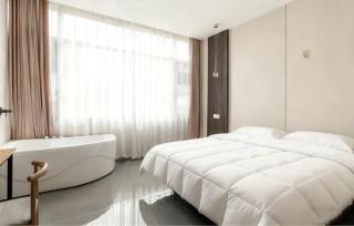 Platinum Selection Hotel 7x24Airport pick-up and drop-off - 4