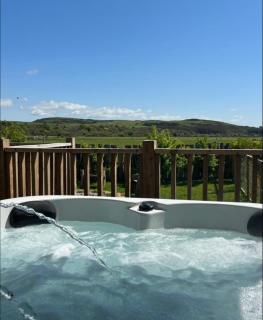 The Galloway Steading - The Fox's Den with Hot Tub and Fire Pit - 4