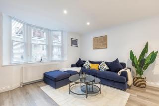 Stone Street - Stylish central 3 bed apartment - 1