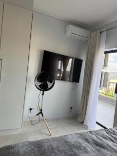 2 Bedroom 2 Bathroom Executive Suite - 2