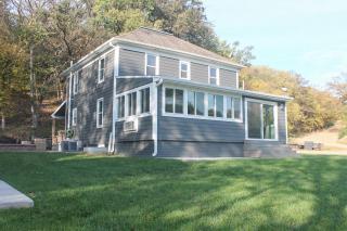 Scenic Yankton Retreat with Fire Pit 1 Mi to Lake! - 9