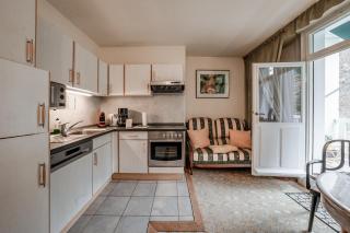 Villa Hedwig - Black Forest Apartments 5 min to Thermal Spa with Kurpark View - 0