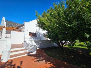 Wingrock Guesthouse - 1