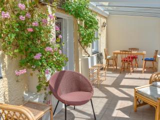 Sanctuary Cottage - 9