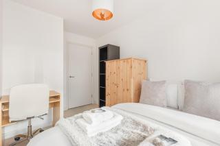Charming 2BR Flat Near Elephant & Castle - 1