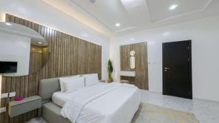 Modern Minimalist Haven - 8