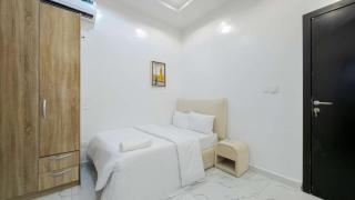 Modern Minimalist Haven - 4