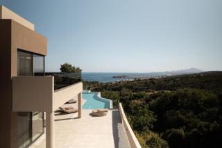 Aerial Villa - Award Winning Luxury Retreat - 2