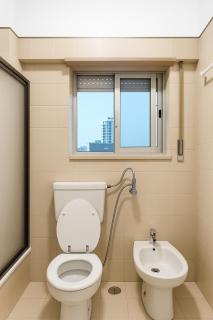 Lisbon private Room in Shared Apartment - 5