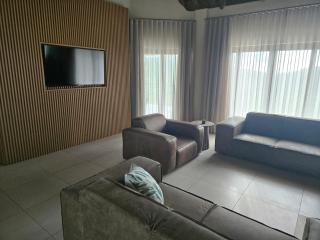 Bona Kgole Private Game Lodge, Mabalingwe - 3