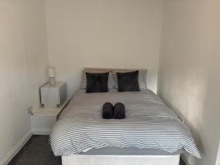 Zinoc Seaside Apartment - 0