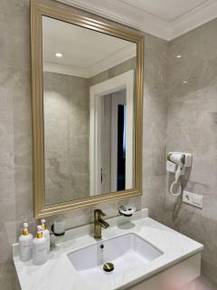 Ganjali Plaza Hotel - 8