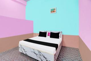 SPOT ON SKY BLUE HOTEL - 3