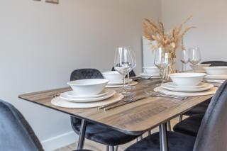 Green Park House, Private Garage and Parking - 3