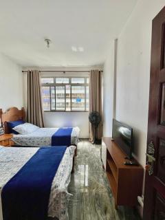 Quarto na Av Beira mar em Apto familiar - 7