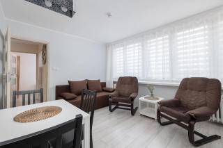 Park Żeromskiego Comfort Apartment by BookingHost - 8