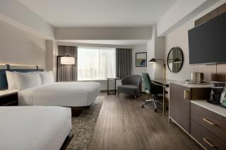 Crowne Plaza Seattle Newly Renovated with No Resort Fee - 2