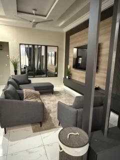 The urban luxe residence - 2