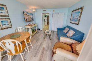 High Floor, Direct Oceanfront Views,Camelot Resort - 2