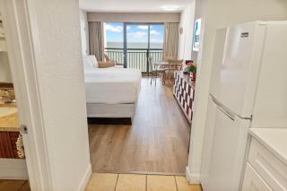 Studio Sand Castle South,Direct Ocean View, Pools! - 6