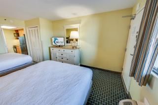 Direct Oceanfront 1BR, Newly Added & Heated Pools! - 3