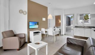 Apartamentos LIVVO Mar Azul - Adults Only - 1