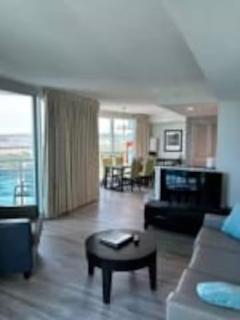 New Corner Suite 2BR with Direct Ocean&City Views! - 6