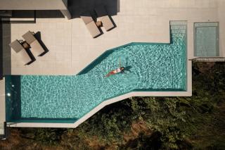 Aerial Villa - Award Winning Luxury Retreat - 5