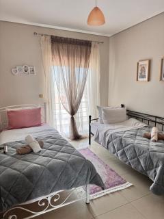 Zoe's Luxury Homes - 5