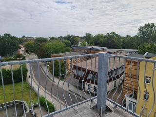 Renovierte Maisonette Wohnung mit 2 Balkons - 0