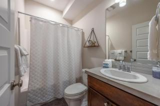 Hull Street Loft - 2