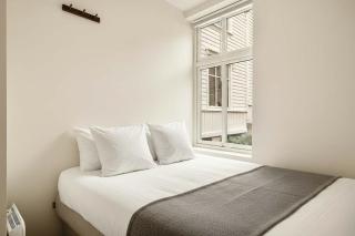 Old Town Modern 2BR Apartment - 4