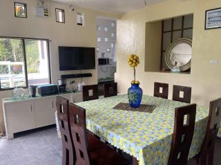 Coco Cavana - Red House - 4