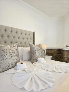 White Cottage Guesthouse - 8