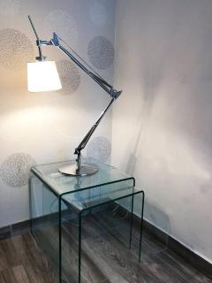 Designer Central Apartment with Parking & Terrace - 4