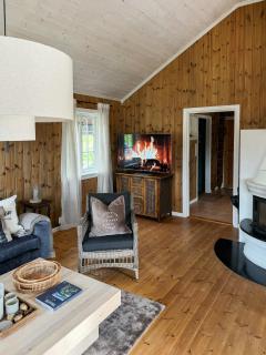 Panoramic Cabin With Fjord Views In Valldal - 4