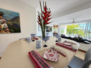 Luxury Beachfront Condo Pool Concierge - 9