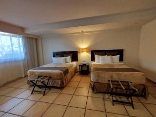 Bella Luxury Suite in Coronado - 8