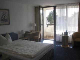 HAK Hotel am Klostersee - Sindelfingen - 8