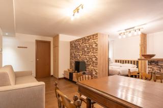 Ampio monolocale con bagno turco - 9