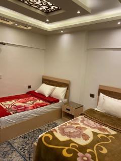 Alshimaa apartment sea viewللعائلات فقط - 4