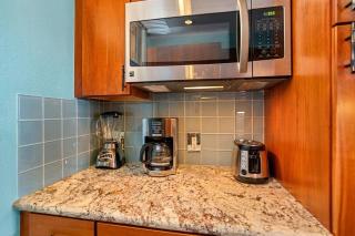 Mahana 307 · MA 307 OceanFront Condo w Pool AC - 4