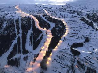 Ski slopes nearby - Parking & WiFi - 3