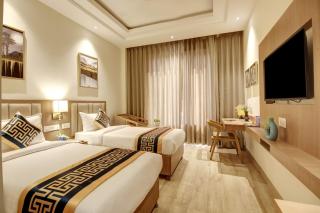Hotel Lite Near Delhi International Airport - 1