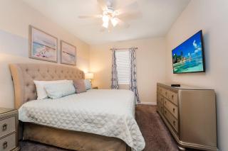 Huge 9br w game rm pool theme rooms by Disney - 1