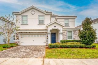 Huge 9br w game rm pool theme rooms by Disney - 9