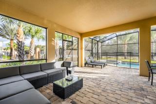 Modern 6BR Retreat Private Pool Near Disney - 0