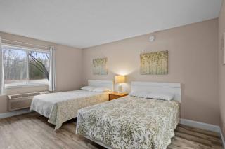 Torch Lake Vista A-Ga-Ming Golf Retreat 741 - 2
