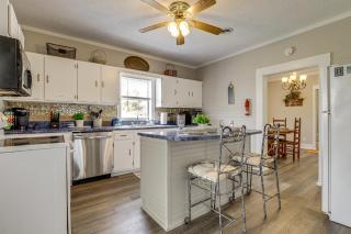 Boat, Fish and Relax Home Near Lake Cherokee - Lake Forest Estates - 5